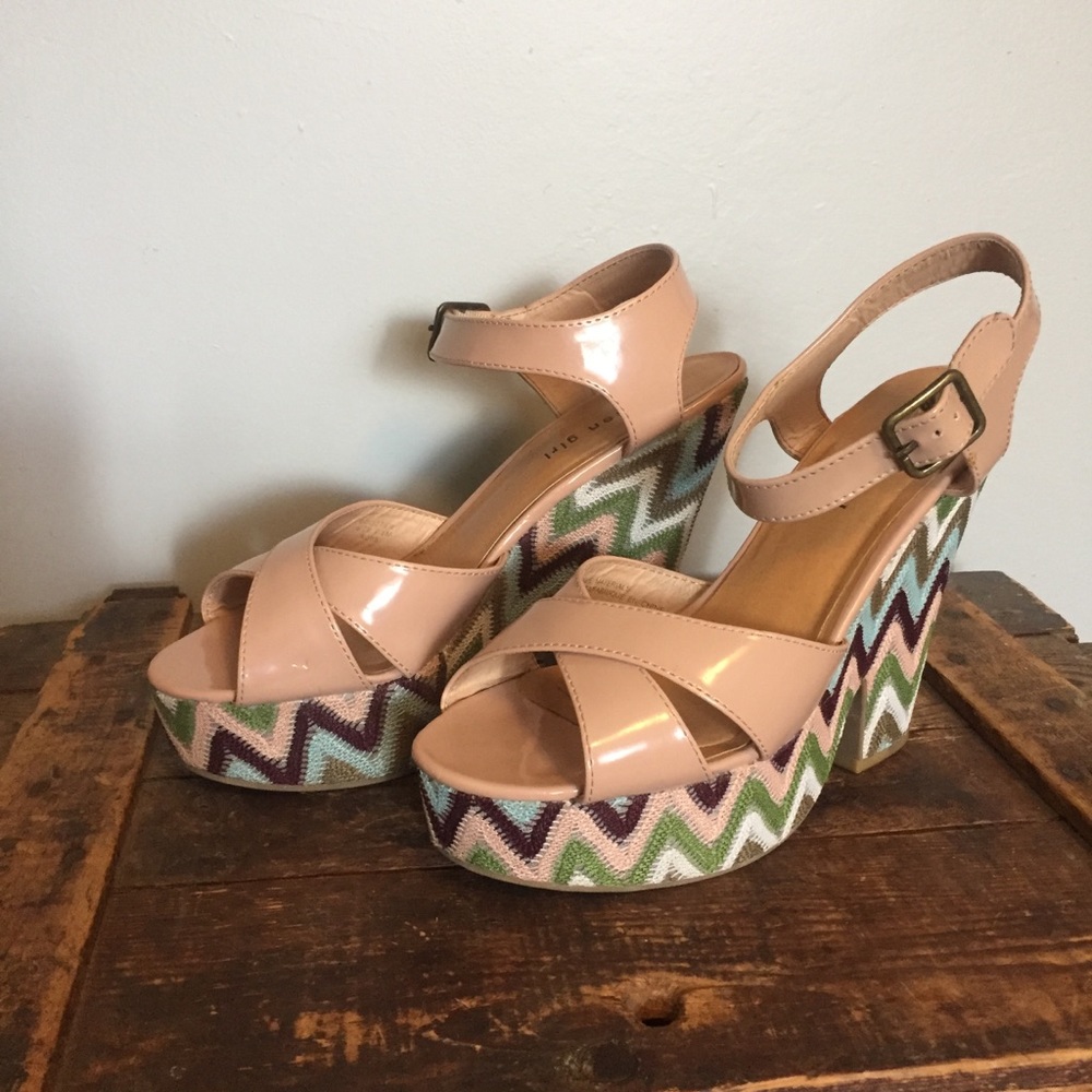 Madden Girl Wedges